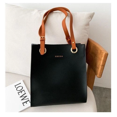 Albeida Tote bags